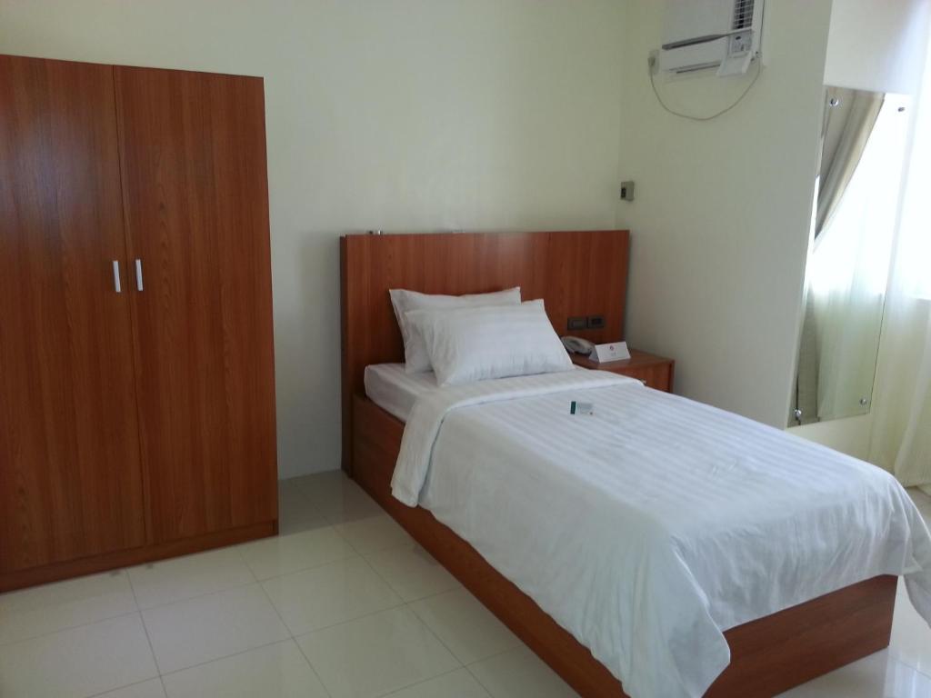 Parkway Hotel Суригао Екстериор снимка