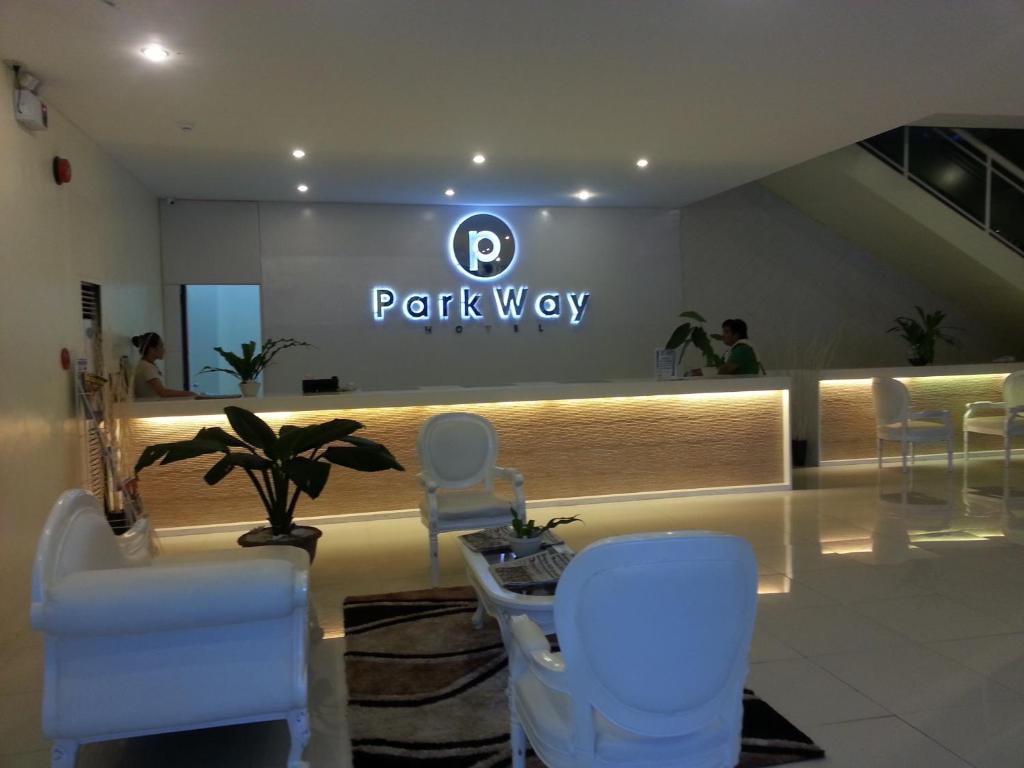 Parkway Hotel Суригао Екстериор снимка