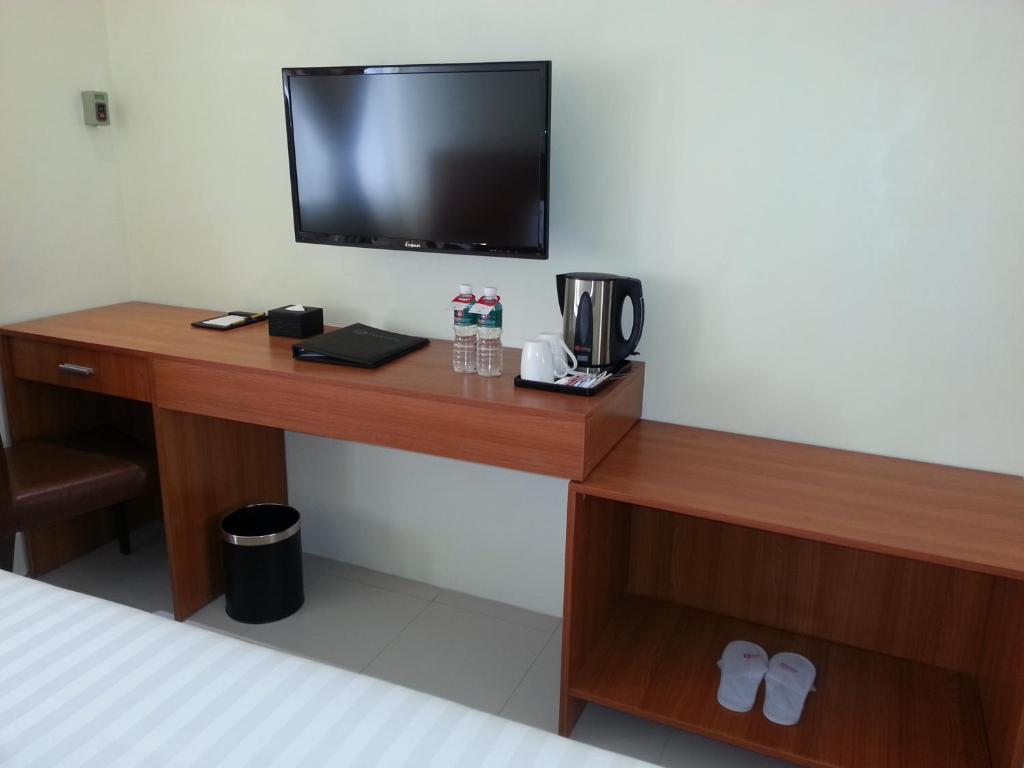 Parkway Hotel Суригао Екстериор снимка